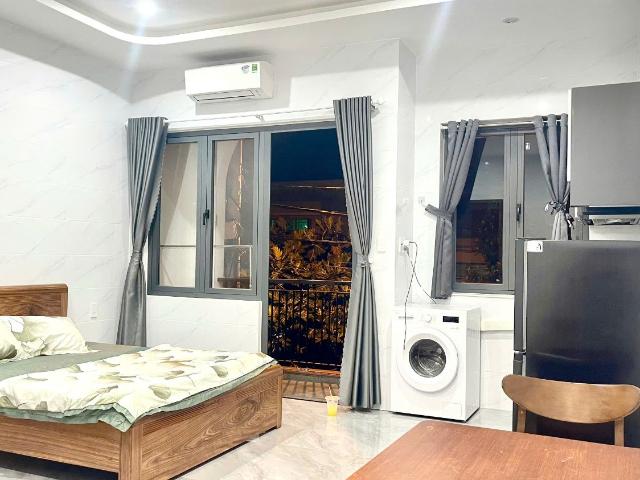 FULL FURNITURE APARTMENT WITH BALCONY NEAR TIEN SON BRIDGE