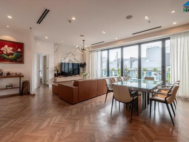 Căn Hộ Penthouse Vinhome Central Park Bình Thạnh 166M2 Giá 25,5 Tỷ, Sổ Đỏ, Tiện Nghi Đầy Đủ, Vị