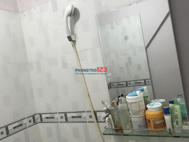 Cần nữ ở ghép khu Phan Xích Long giá rẻ 1tr6 full nè