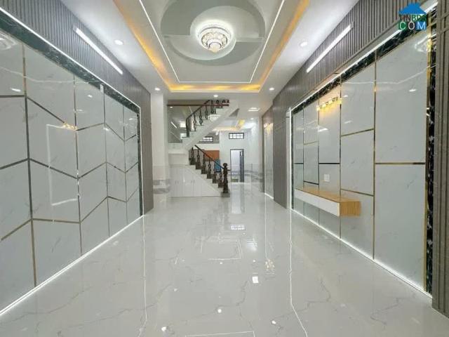 Căn Nhà Lý Tưởng Tại Linh Đông Giá 5.6 Tỷ, Đầy Đủ Tiện Nghi