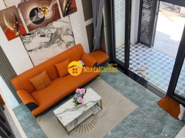 Căn nhà đẹp hẻm xe hơi ngay linh xuân thủ đức 40m2 giá 3,75ty