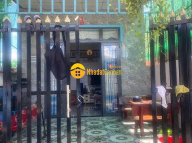 Cần tiền trả nợ nên bán căn nhà của ông bà để lại ở xã tân hiệp hóc môn giá 680 triệu