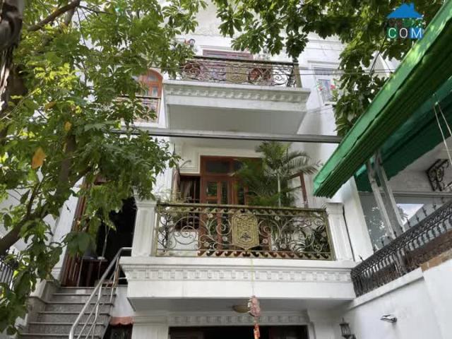 Cần Tiền Bán Gấp Biệt Thự Sân Vườn Cực Vip Hẻm Xe Hơi Tránh Nhau Lê Văn Thọ Ngay Chợ Hạnh