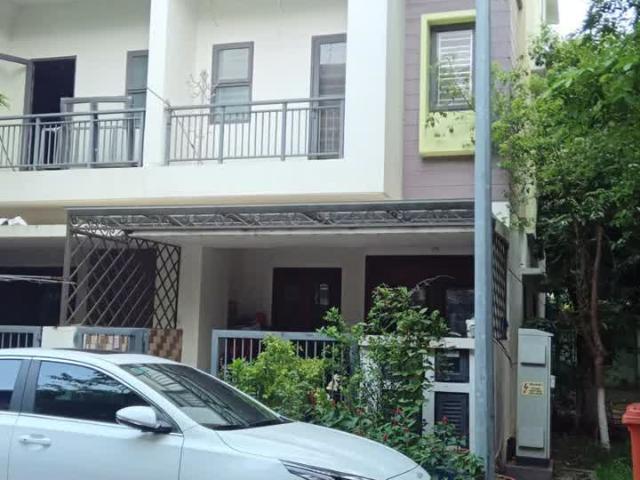 Cần tiền bán gấp cho con đi du học