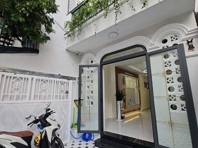 Cạnh Phú Mỹ Hưng Q7 ngang 3.8 Dài 17 2t Nhà Mới Có 5 Tê
