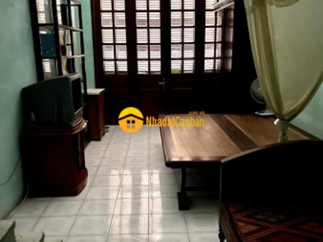 Cực hot, chỉ hơn 4 tỷ sở hữu nhà ngọc lâm 40m 4t mt4m, 2 thoáng, ô tô đỗ cửa, kinh doanh