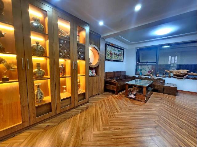 Cực hiếm 2,99 Tỷ sở hữu nhà 5T mặt tiền 4m Nguyễn Lương Bằng, Đống Đa 2 mặt thoáng