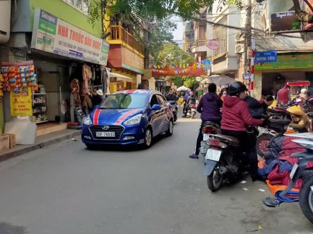 Cực hiếm. Tập thể tầng 1, phố Lò Đúc Thọ Lão, 30m2, 1 nhà ra phố, nội thất đẹp. Giá 760tr