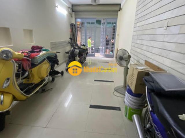 Cực hiếm bán nhà nguỵ như kon tum, ôtô đỗ cửa, 30m2, 6 tầng, chỉ 6.6 tỷ