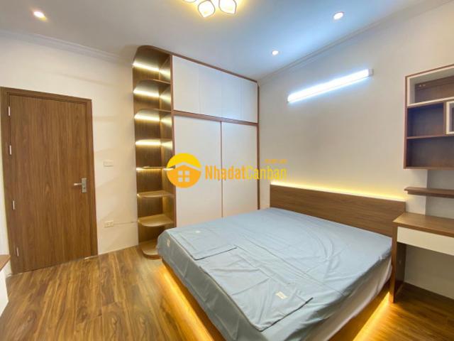Cực hiếm chỉ một nhà xuân đỉnh ô tô đỗ gần 30m x 5 tầng mặt tiền 4.6m giá 4.1 tỷ