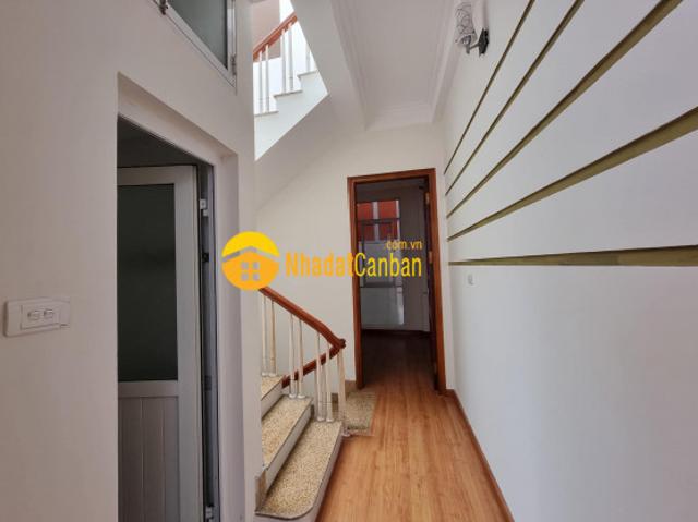 Cực hiếm. Mặt phố nguyễn hoàng tôn. 80m2, 5 tầng. Mt 5.5m. kinh doanh, ô tô. Nhỉnh 23 tỷ