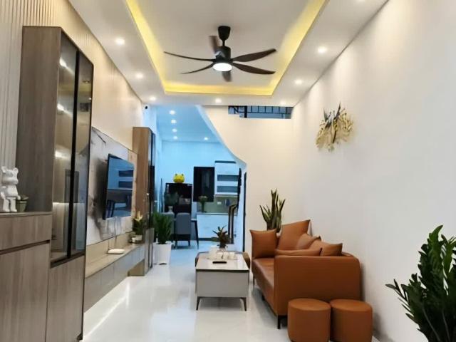 Cực hiếm nhà đẹp Đội Cấn ngõ thông ô tô đỗ cổng mặt tiền rộng 45m² x 5 tầng hơn 10 tỷ