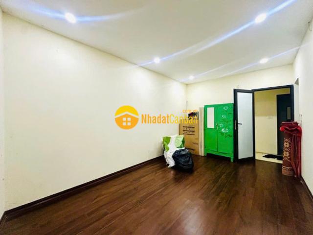 Cực thơm 35 m2 2 tầng 3 ngủ sổ đỏ nhỉnh 4tỷ sổ đỏ vị trí sài đồng nguyễn văn linh, hàng x