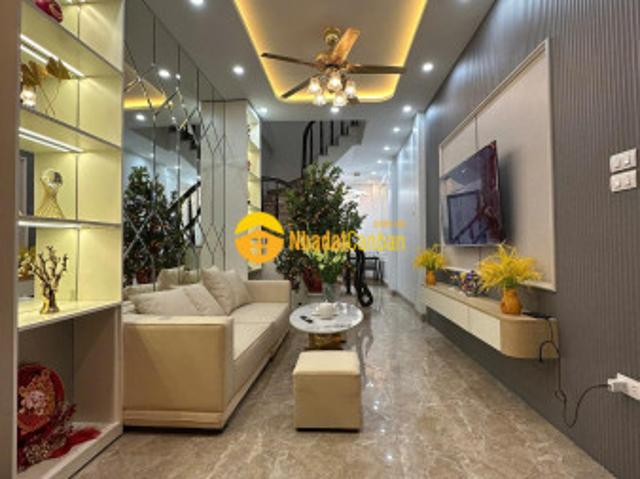 Cực vip nhà đẹp ngõ phố 83, giá 6.48 tỷ, 27m2x4t, ở luôn