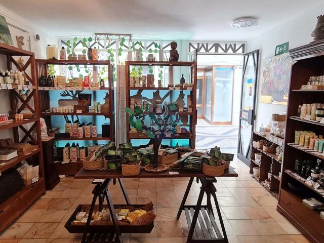 c/ cave no centro histórico de Santarém Santarém