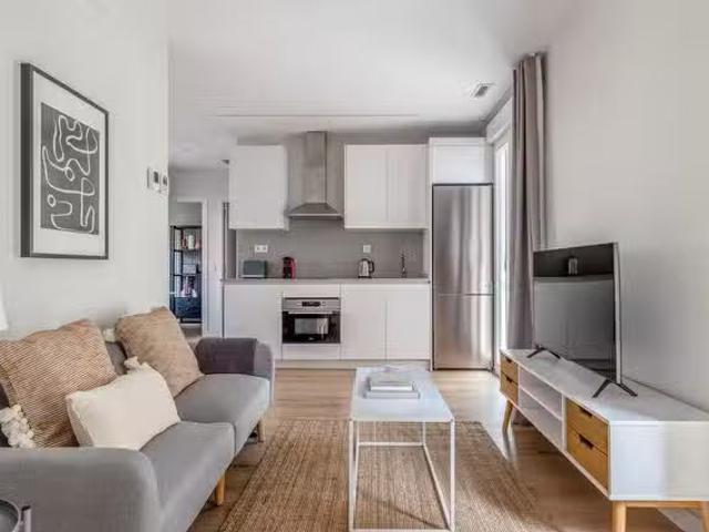 C. de Palencia, Cuatro Caminos 1 Bedroom 1 Bath