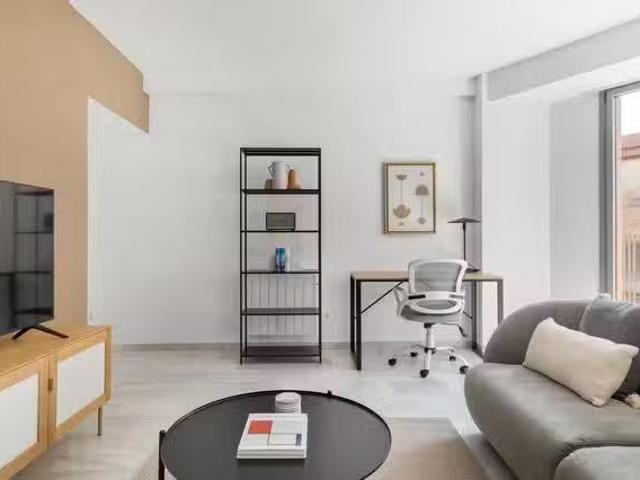 C. de Sta. Brígida, Chueca Justicia 1 Bedroom 1 Bath