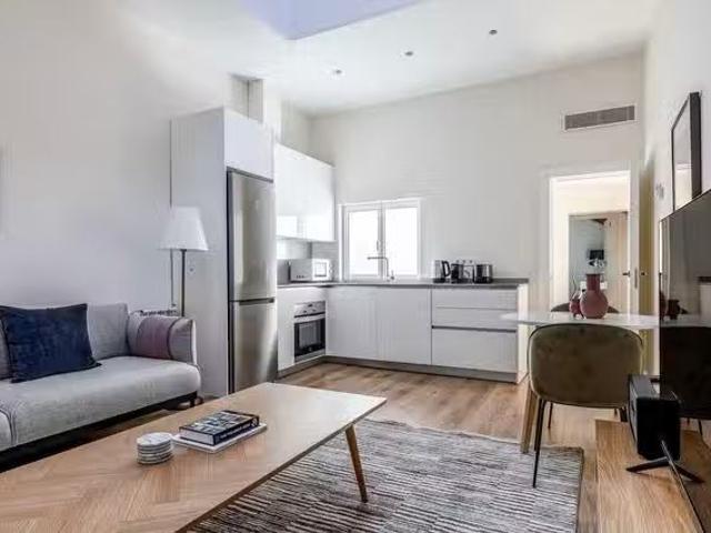 C. de Serrano, Recoletos 1 Bedroom 1 Bath