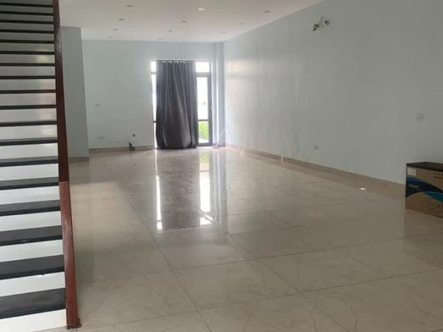 Cơ Hội Thuê Nhà Đẹp, Mới Hoàn Thiện, Ở Kết Hợp Kinh Doanh