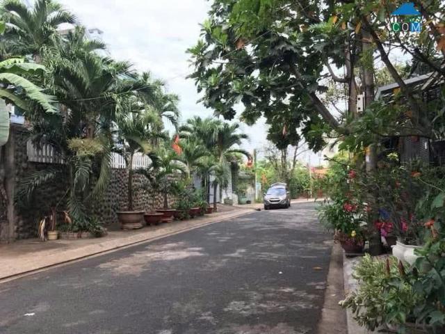 Cơ Hội Vàng! Nhà 3 Tầng Mới Thủ Đức, cách đường Hoàng Diệu 2 300m, Giá Chỉ Nhỉnh 8 Tỷ