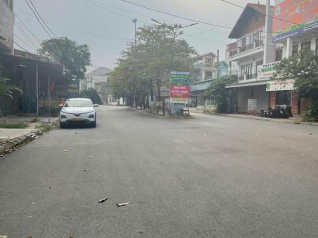 Cơ hội có 1 không 2 bán nhà 5 tầng Đông Ngàn Từ Sơn