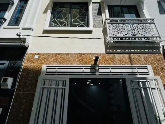 Cơ Hội: Nhà Rộng 4m, Hẻm 1/, 4 Tầng Btct, Giá 5 Tỷ XX
