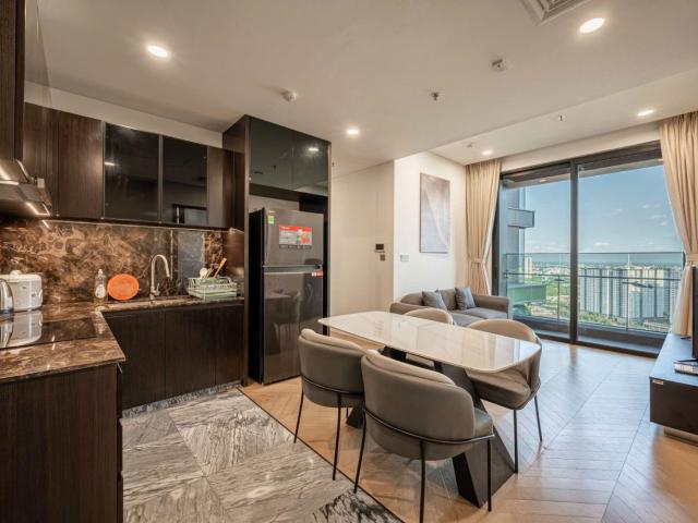 CƠ HỘI SỞ HỮU! 2PN LUMIÈRE RIVERSIDE NỘI THẤT CƠ BẢN, THOẢ THÍCH DECOR THEO GU CÁ NHÂN
