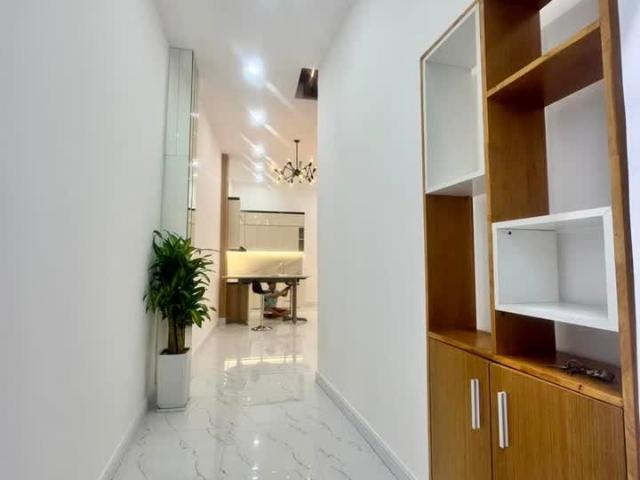 Cơ Hội Sở Hữu Ngôi Nhà Mơ Ước Chỉ Với 4 Tỷ 190, Nhà 2 Tầng