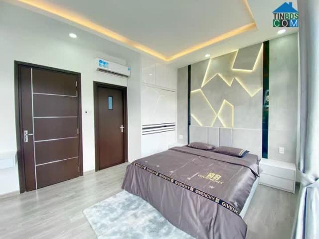 Cơ Hội Sở Hữu Nhà Phố Căn Góc 2 Mặt Tiền Đường Rộng 12m, 5 Tầng, Có Hầm Chỉ 9.5 Tỷ