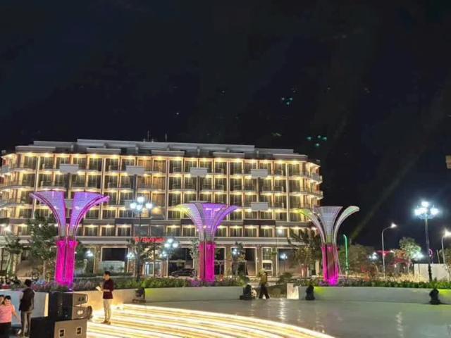 Cặp căn shophouse mặt tiền Bùi Thị Xuân 21m Phan Rang Ninh Thuận, trả trước 2,5 tỷ nhận nhà