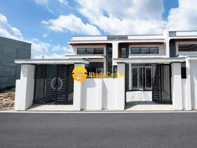 Cặp nhà cấp 4 hoàn thiện ngay sát mặt tiền long chiến