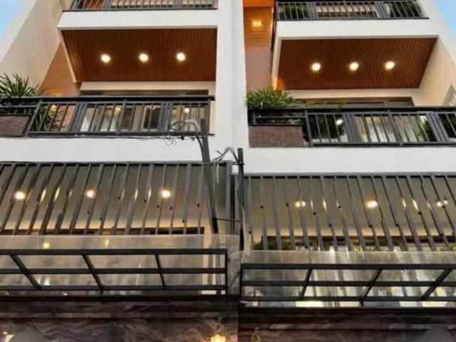 Cặp Siêu Phẩm Nguyễn Oanh P. 17, Gv, Full Nội Thất, Có Thang Máy, Giá 9,8ty/căn
