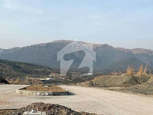 C 14 Top Location Plot For Sale