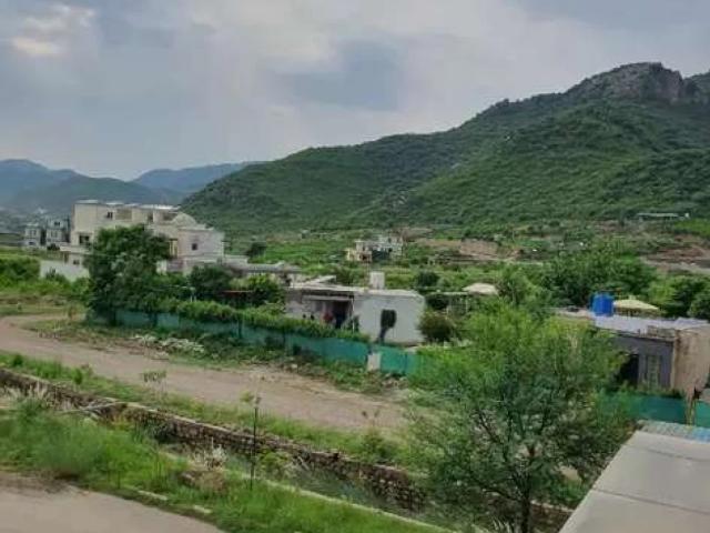 C 12, ADJACENT TO D12/3, PLOT 500 SAQURE YEARDS Islamabad 7th Avenue ID 23840