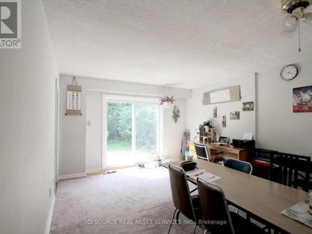 C 22 Rollingwood Drive, Toronto, ON, M2H 2M5 house for lease | Listing ID C13567 | Royal LePage