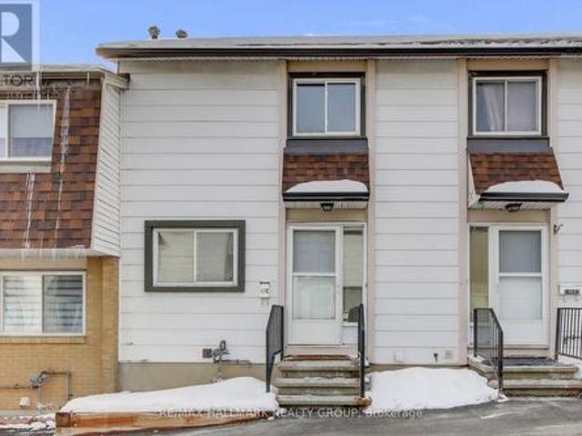 45C Sumac Street, Ottawa, ON, K1J 7T7 townhouse for sale | Listing ID X11973 | Royal LePage