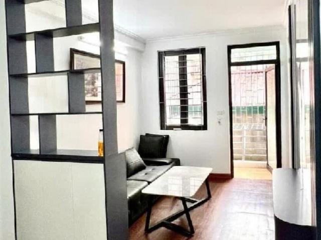 Cc. Bán CCMN Lô Góc Đường Láng, Đống Đa 70m², Tầng 3, Giá 2.65 Tỷ