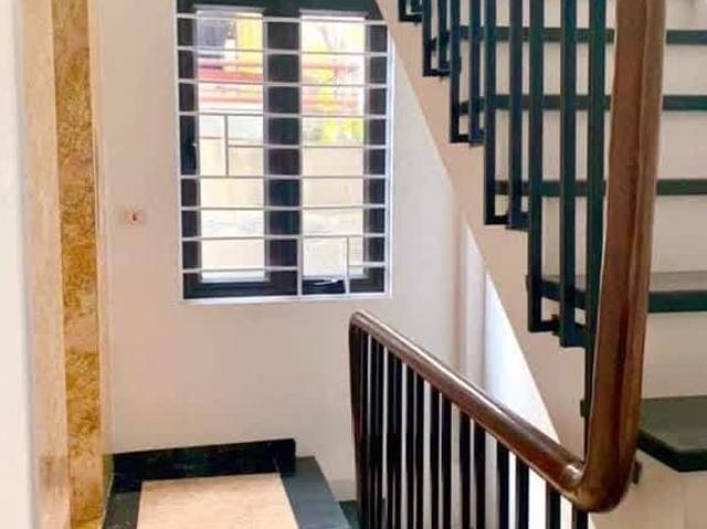 CC bán gấp căn phân lô mặt ngõ kinh doanh vỉ hè ô tô tránh Trần Quý Kiên Cầu Giấy Giá 16 tỷ Lh
