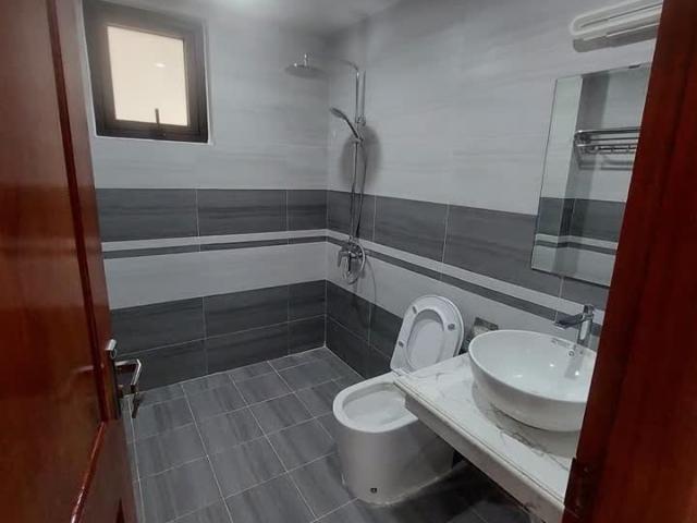CC bán nhà phân lô kinh doanh vỉ hè Trung Yên Cầu Giấy Giá 19,5 tỷ Lh 0915229