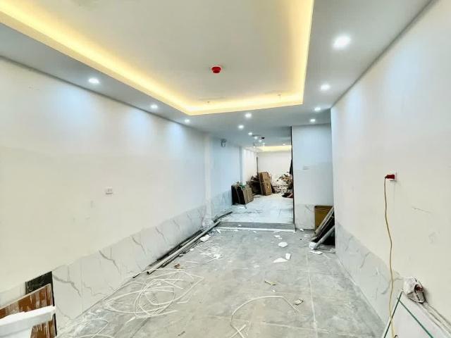 Ccmn kim mã 8 tầng thang máy 14 căn hộ 1n1k cao cấp 68m2 giá 25 tỷ
