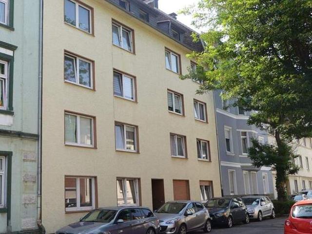 Ca. 670 m² großes Mehrfamilienhaus, teilweise mit Balkonen und Blick auf die Ennepe