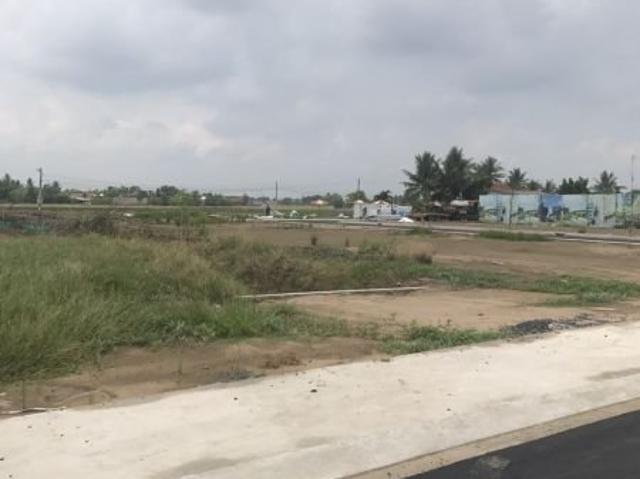 Cá độ thua nên cần bán gấp lô đất cạnh nhà !