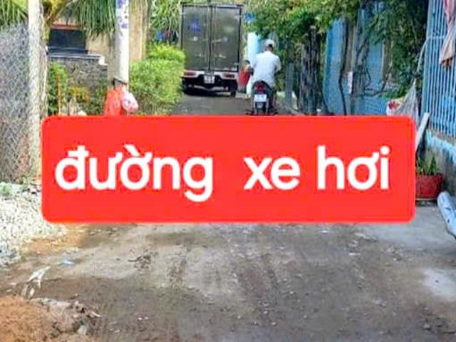 Cần bán 92m2 5x18 nhà cấp 4 đường hẻm xe hơi