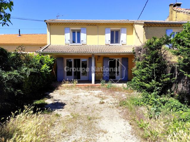 CAMARET SUR AIGUES Villa T5
