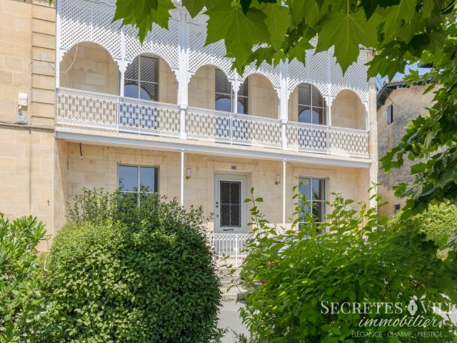 CAMBES ELEGANTE MAISON EN PIERRE D'EXCEPTION 168 M2 ET VUE
