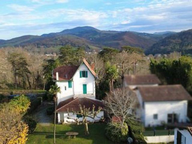 CAMBO CENTRE MAISON DE CARACTÈRE