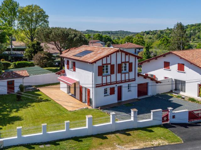 CAMBO LES BAINS MAISON NEUVE