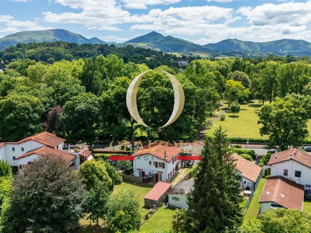 Cambo Les Bains Maison familiale avec garage et jardin dan. 145m² Cambo les Bains
