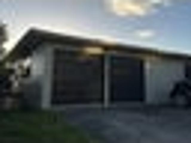 Camborne, 5 bedrooms, $1000 pw