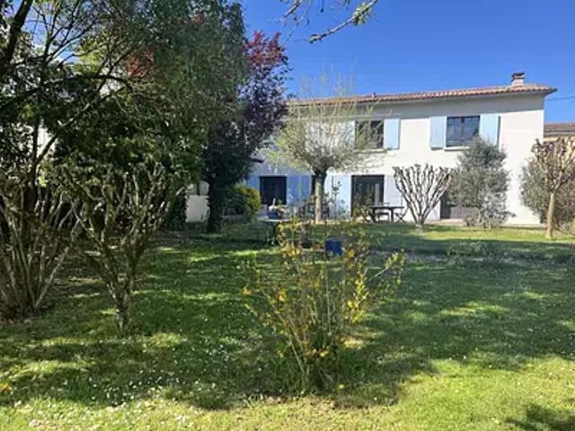 Camblanes et Meynac 33360 Achat / Vente maison 5 pièces t5 au dernier étage parking